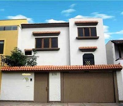 фото отеля Neumanns Wasi Bed & Breakfast Lima