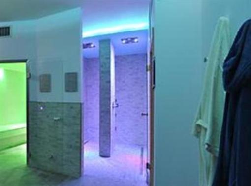 фото отеля Albergo Villa Flora Levico Terme