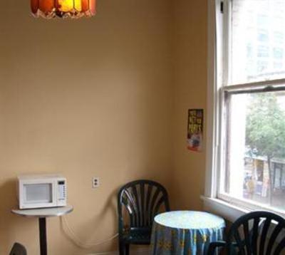 фото отеля The Cambie Hostel Downtown
