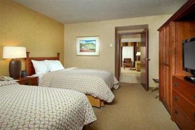 фото отеля Embassy Suites Denver-International Airport