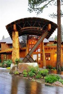 фото отеля The Cedar House Sport Hotel