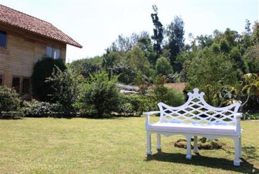 фото отеля Kebun Mawar Situhapa