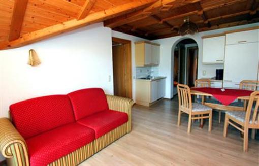 фото отеля Forsthof Apartments St. Johann im Pongau