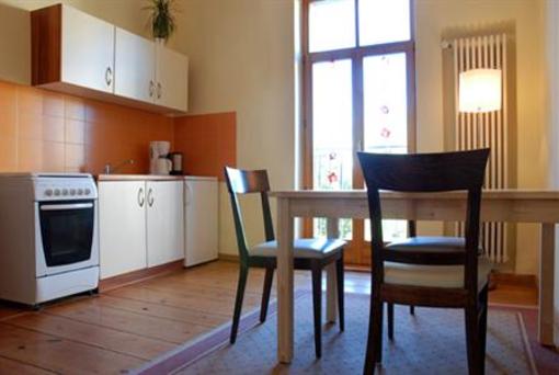 фото отеля Apartment- und Zimmervermietung am Park