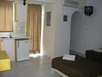 фото отеля Happy Days Hotel and Bungalows