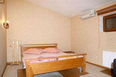 фото отеля Menshikov Apartments
