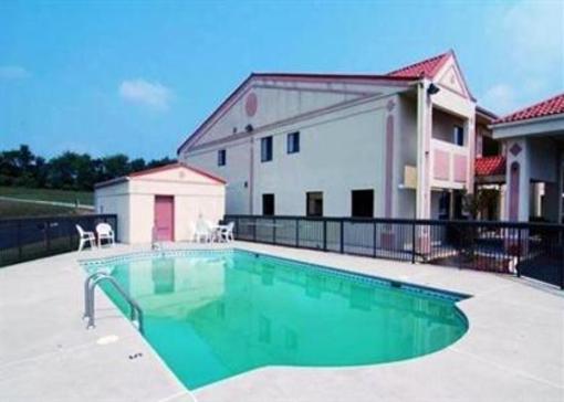 фото отеля Econo Lodge Christiansburg
