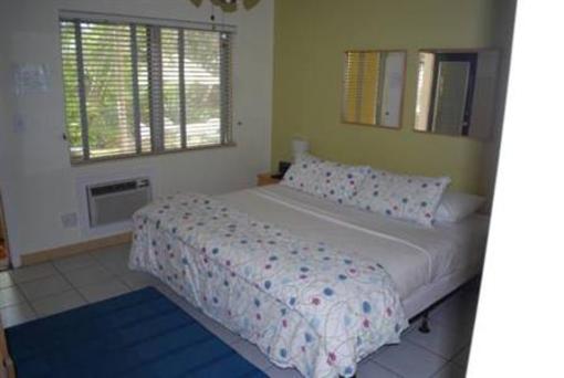 фото отеля Crystal Sands Hotel Gay Male Resort