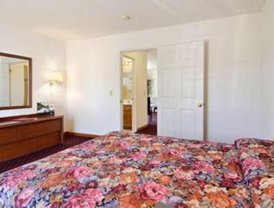 фото отеля Days Inn Lolo - Missoula South Blue Mountain