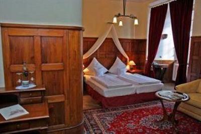 фото отеля Hotel Schloss Edesheim