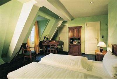 фото отеля Hotel Schloss Edesheim