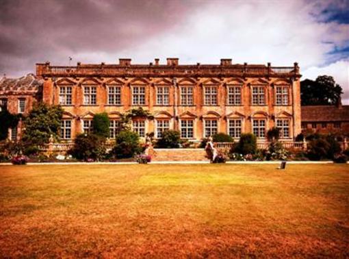 фото отеля Brympton House