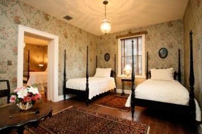 фото отеля The Elms Bed and Breakfast