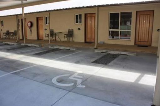 фото отеля Country Roads Motor Inn Gayndah