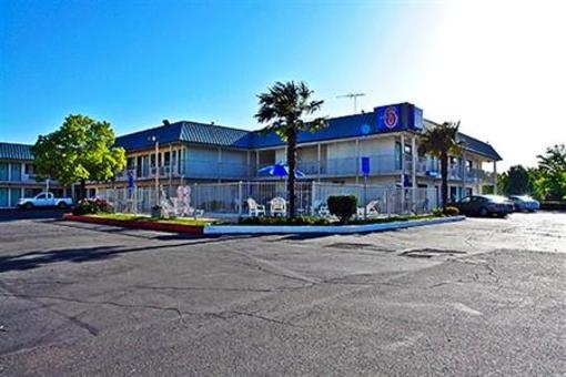 фото отеля Motel 6 Woodland