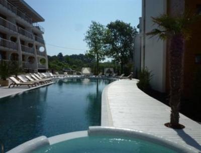 фото отеля White Sails Aparthotel