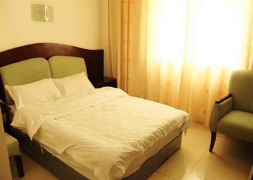 фото отеля Zhuoma Youth Hostel