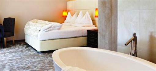 фото отеля Sport & Wellnessresort Quellenhof