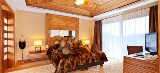 фото отеля Sport & Wellnessresort Quellenhof