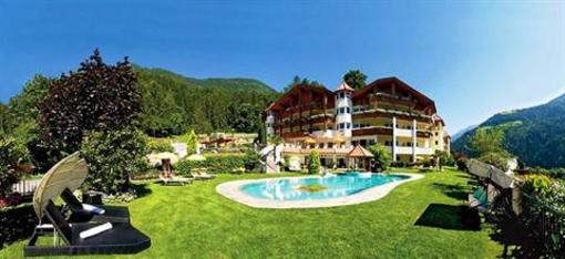 фото отеля Sport & Wellnessresort Quellenhof