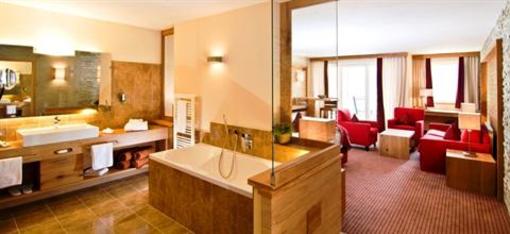 фото отеля Sport & Wellnessresort Quellenhof