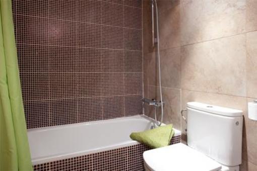 фото отеля L.i.Bcn Apartment Duplex Flaugier