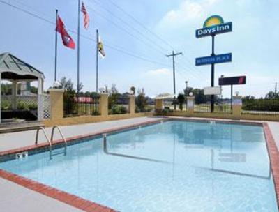 фото отеля Monticello Days Inn