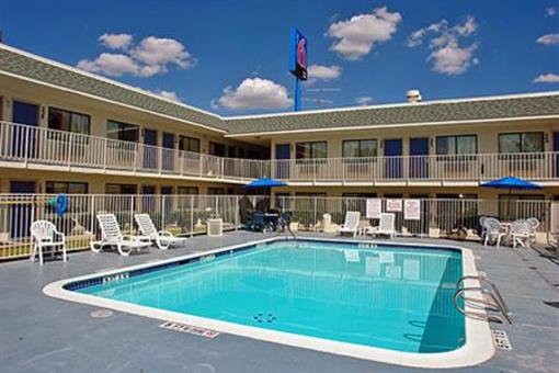 фото отеля Motel 6 San Marcos