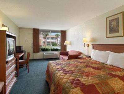 фото отеля Days Inn Titusville