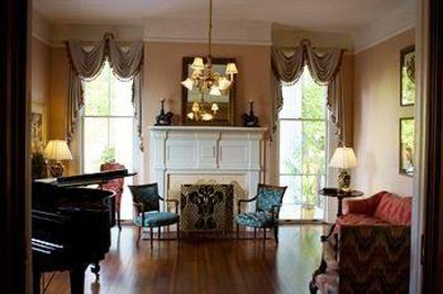 фото отеля Lookaway Inn