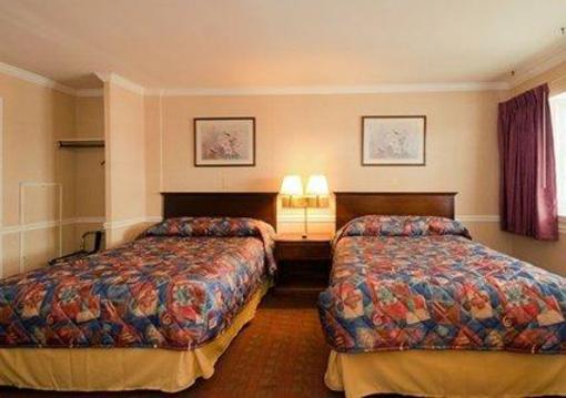 фото отеля Rodeway Inn Fairfax