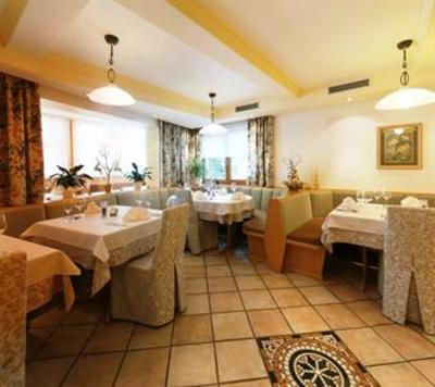 фото отеля Hotel Sonnenheim Bad Kleinkirchheim