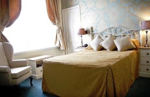 фото отеля The Cotford Hotel and l'Amuse Bouche Restaurant