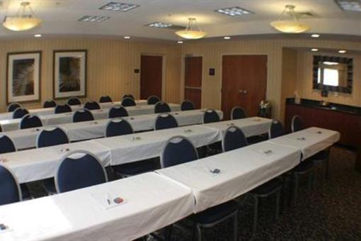 фото отеля Hampton Inn Farmville