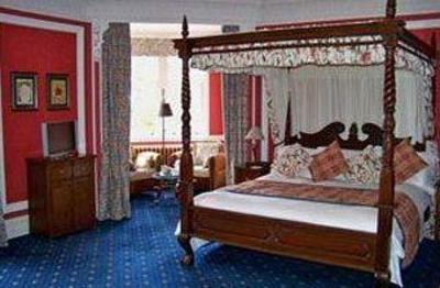 фото отеля Pine Trees Hotel