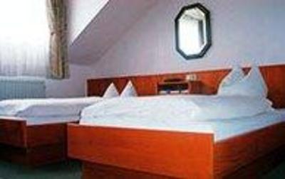 фото отеля Hotel Thomas Cologne