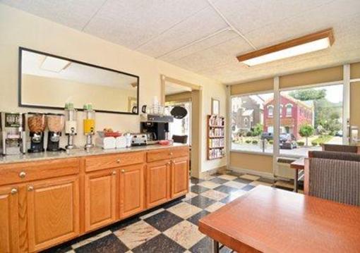 фото отеля Econo Lodge Zanesville