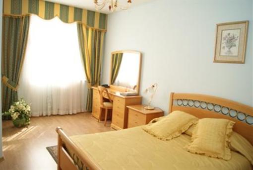 фото отеля Rostoshi Hotel