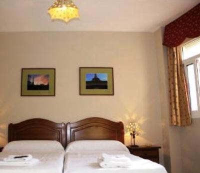 фото отеля Hostal Carlos