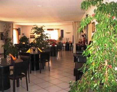 фото отеля Hotel La Gentilhommiere Trebes