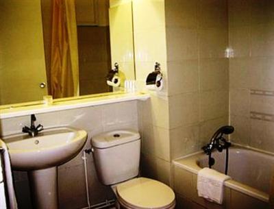 фото отеля Hotel La Gentilhommiere Trebes