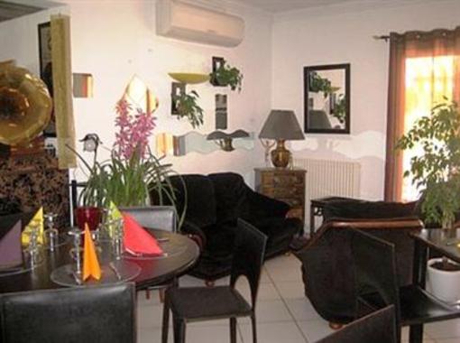 фото отеля Hotel La Gentilhommiere Trebes