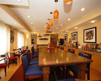 фото отеля Hampton Inn Zanesville