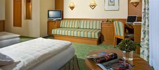 фото отеля Hotel Ambiente Dresden