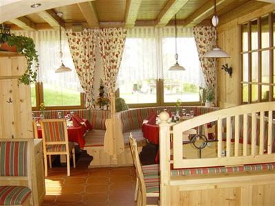 фото отеля Hotel-Restaurant Wenger Alpenhof