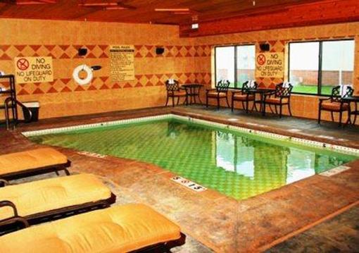 фото отеля Comfort Suites Salina