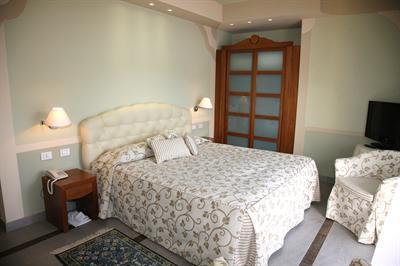 фото отеля Del Lago Hotel Cannobio