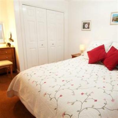 фото отеля Wharton Lock Apartment Chester