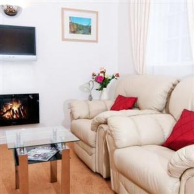 фото отеля Wharton Lock Apartment Chester