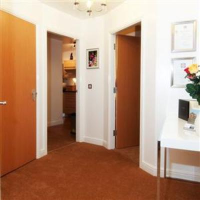 фото отеля Wharton Lock Apartment Chester